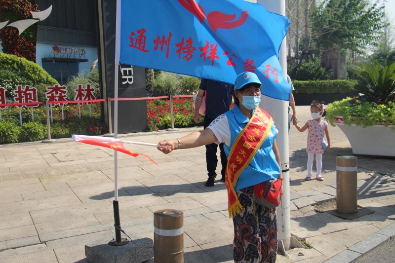 <strong>真人操大屄</strong>